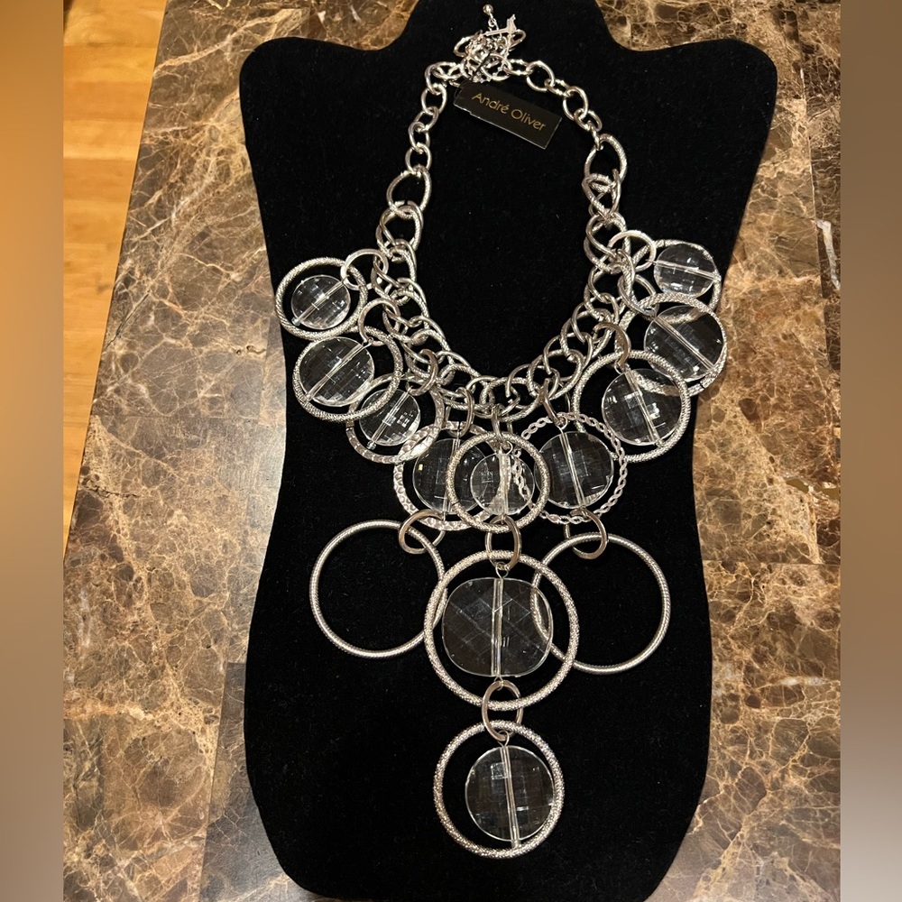 Andre Oliver Necklace Faceted Hammered Silver Florentine Circles FauxCrystal NWT - Picture 2 of 4